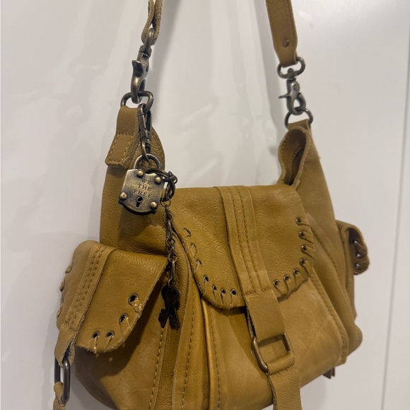 We the Free Baby Leigh Distressed Leather Tote Bag, NWOT - Picture 14 of 16